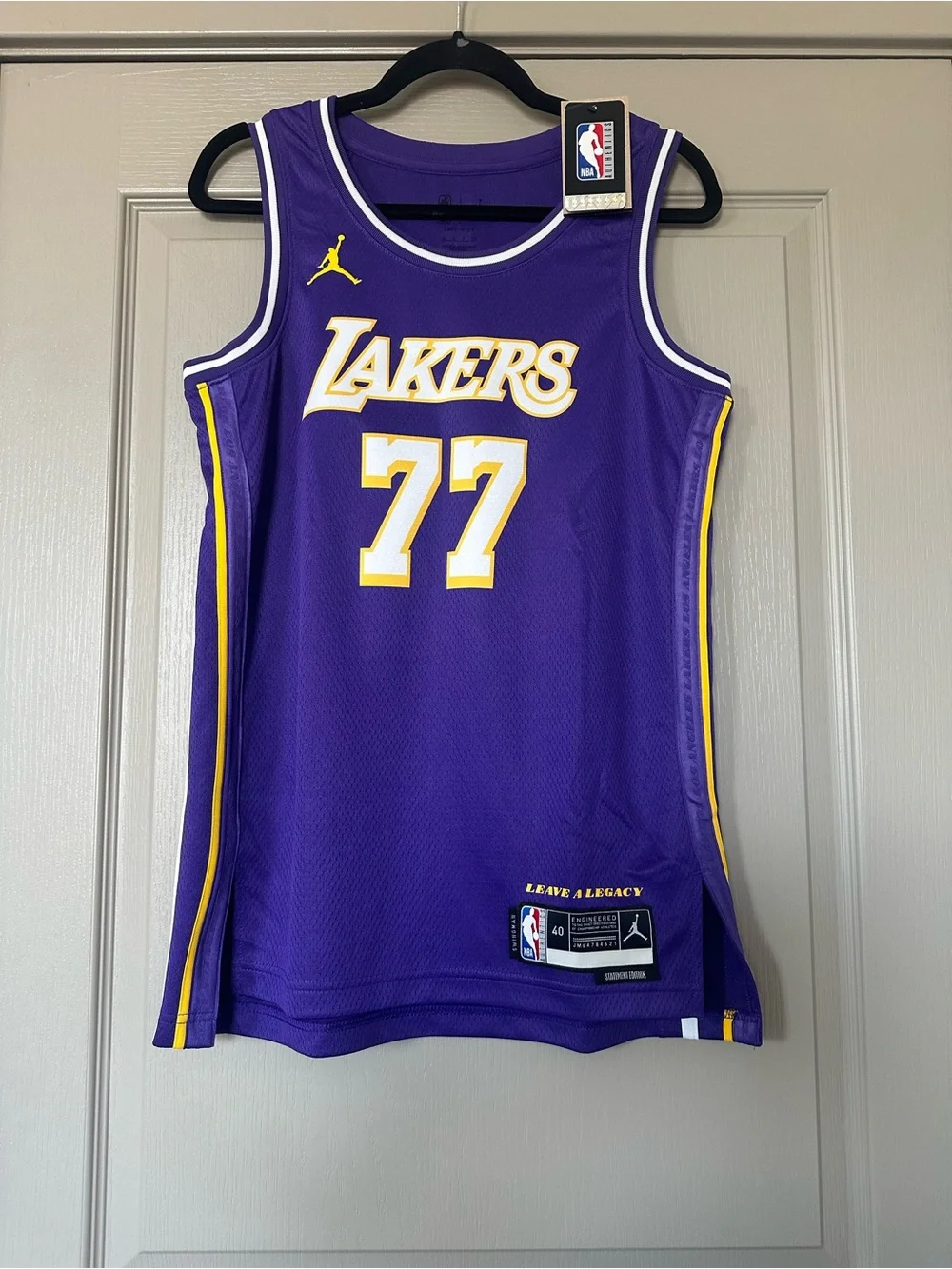 Nike Jordan Luka Dončić Lakers #77 Statement Edition Jersey NWT Small